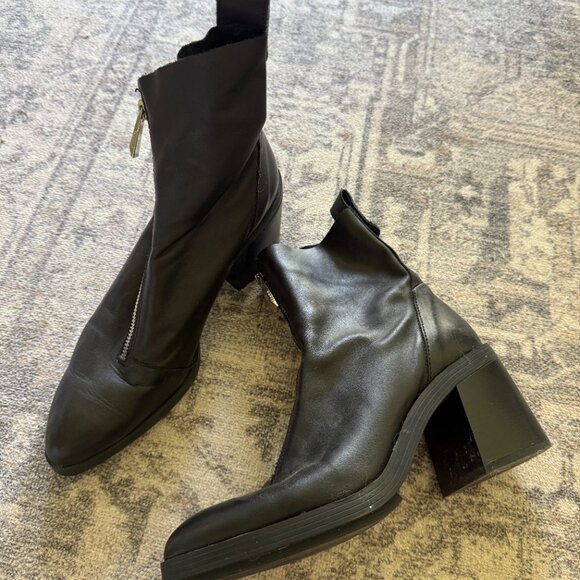 ZARA Black Leather Front Zip Chunky Ankle Leather Boots 38 - Picture 2 of 6
